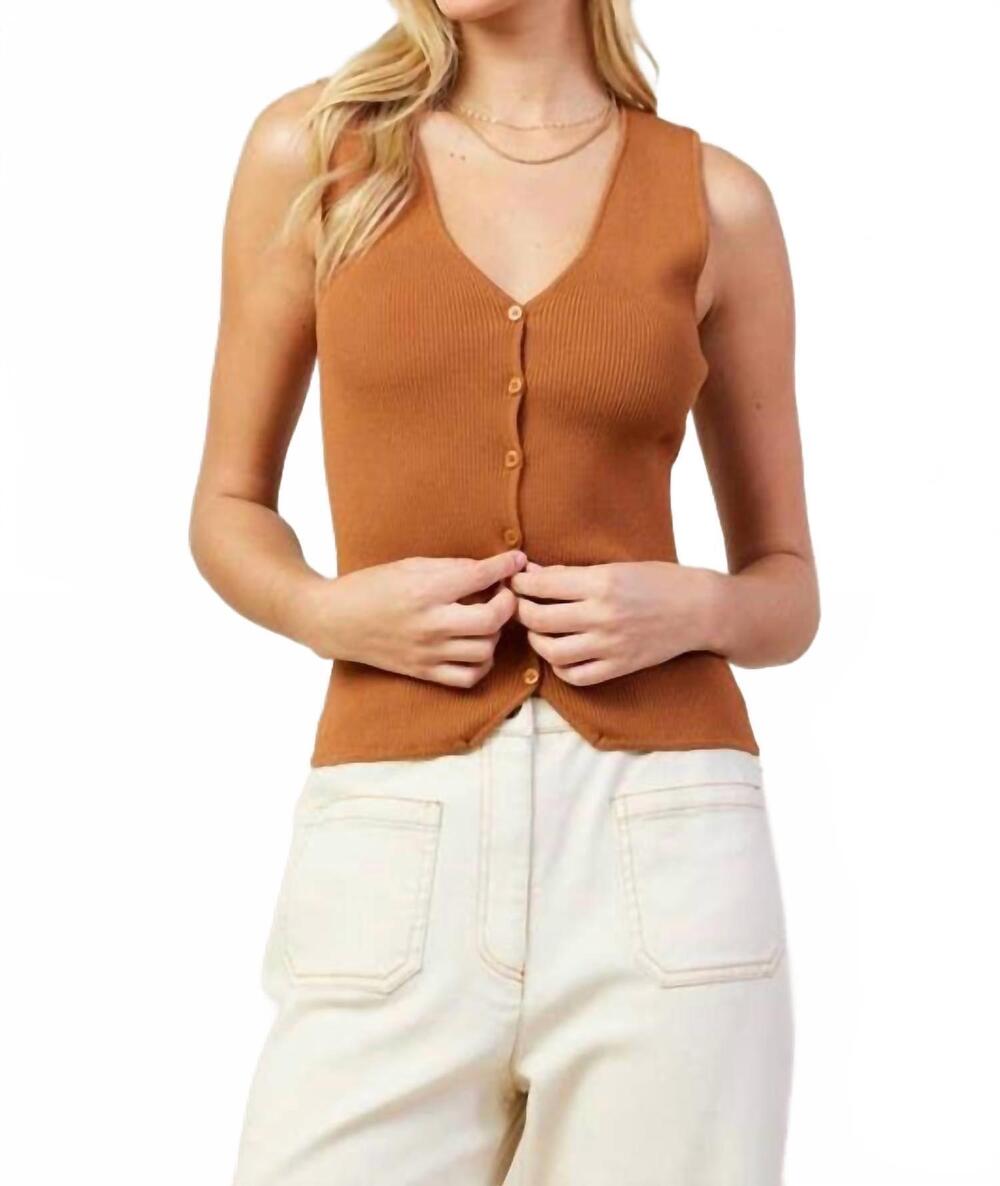 NEW SKIES ARE BLUE sleeveless ribbed button-down top in tuscan tan